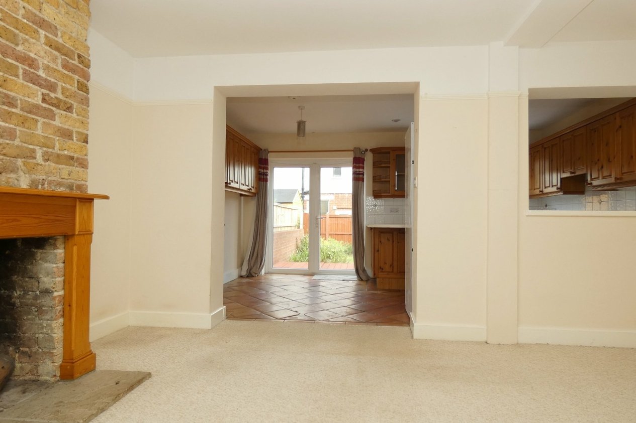 Properties Let in Clifton Gardens Canterbury