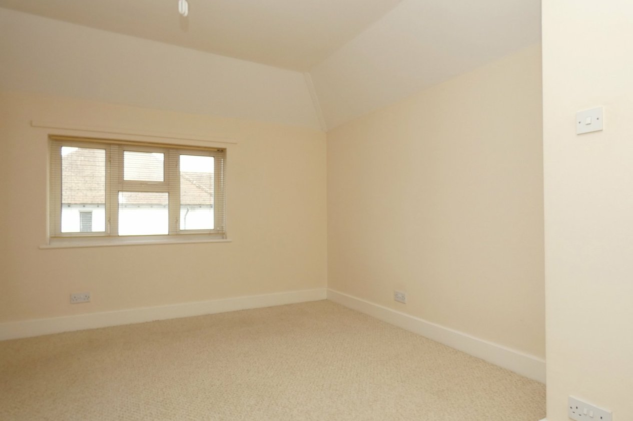 Properties Let in Clifton Gardens Canterbury