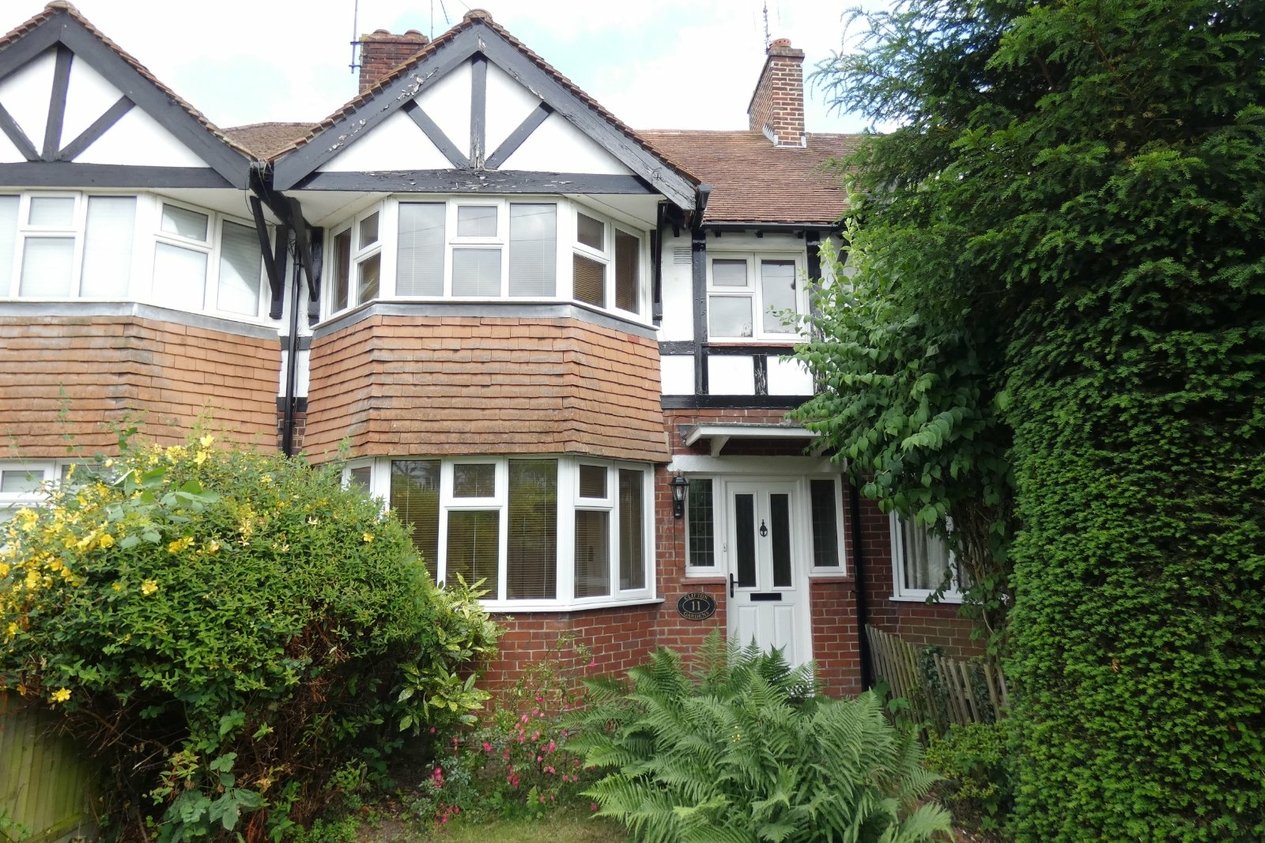 Properties Let in Clifton Gardens Canterbury