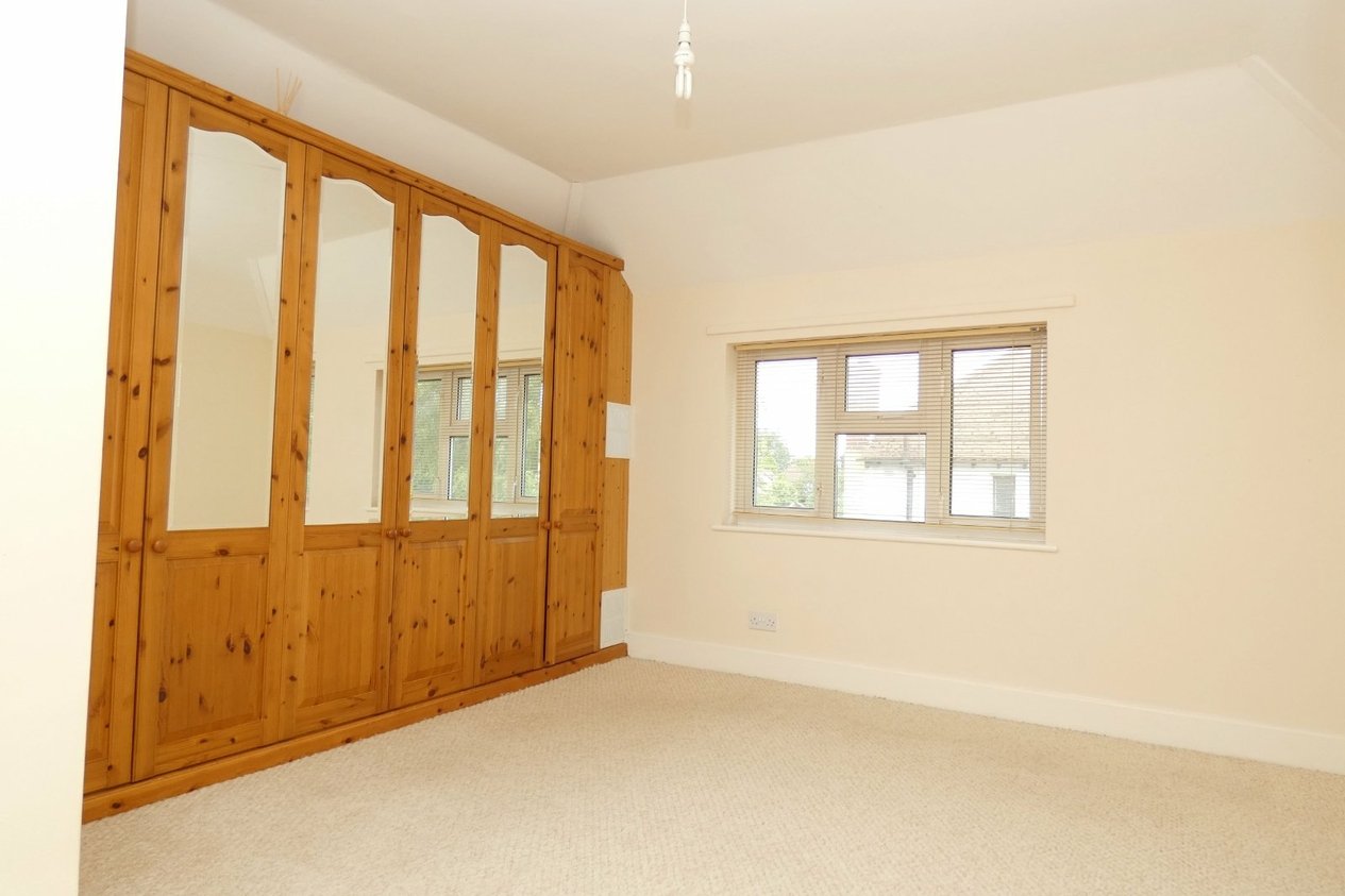 Properties Let in Clifton Gardens Canterbury