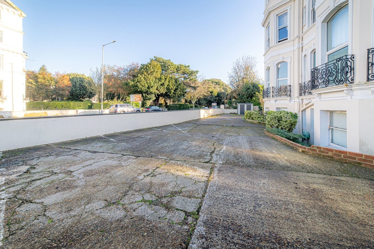 Properties Let Agreed in 20 Clifton Gardens  Folkestone