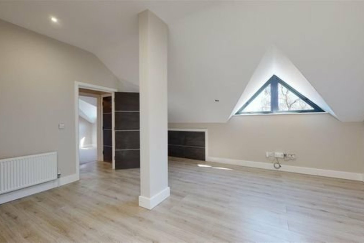 Properties To Let in Clock Tower Lofts The Paper Mill, Crabble Hill