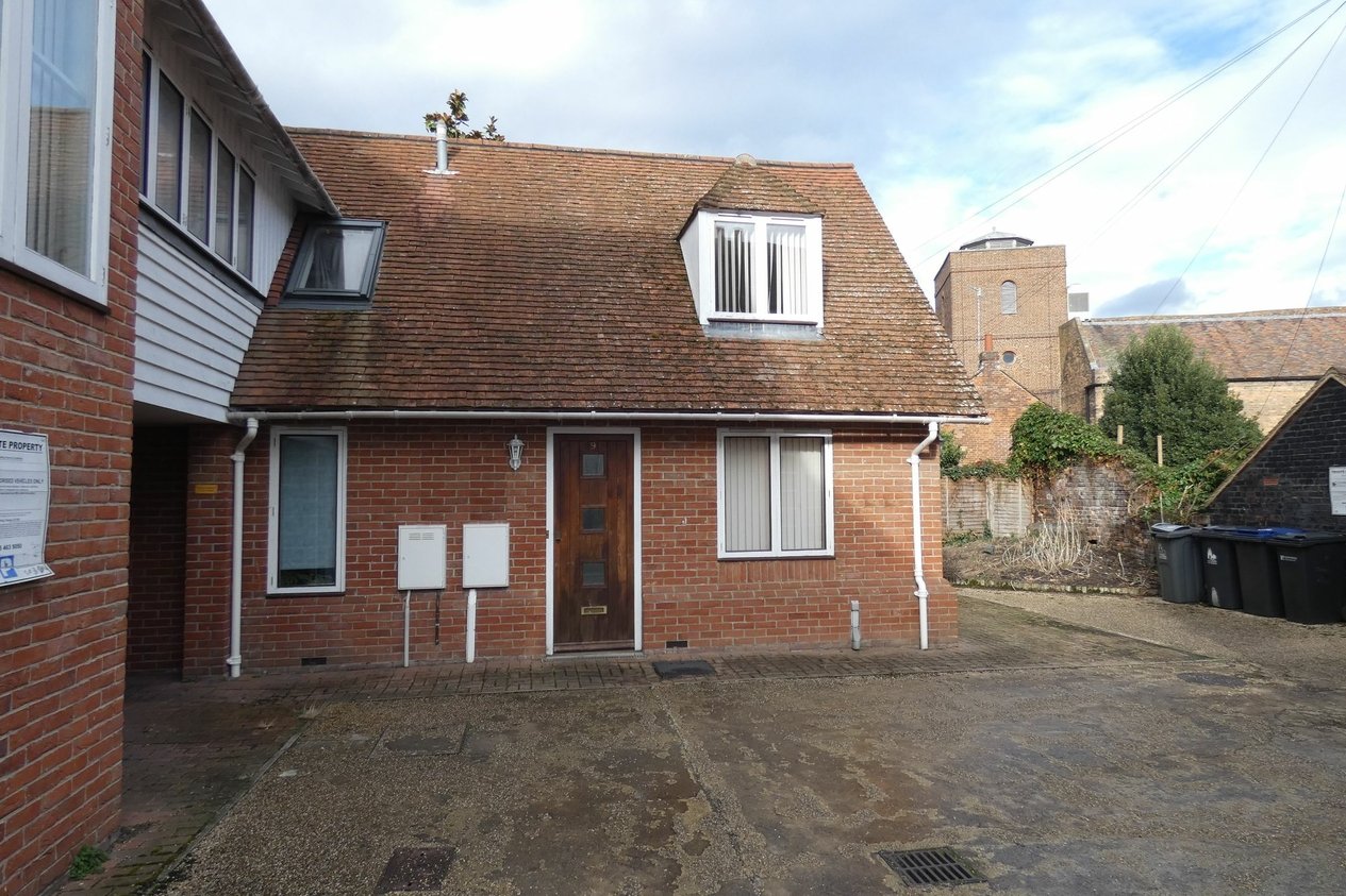 Properties To Let in Cobden Place  Canterbury