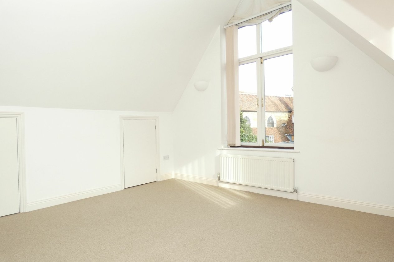 Properties To Let in Cobden Place  Canterbury