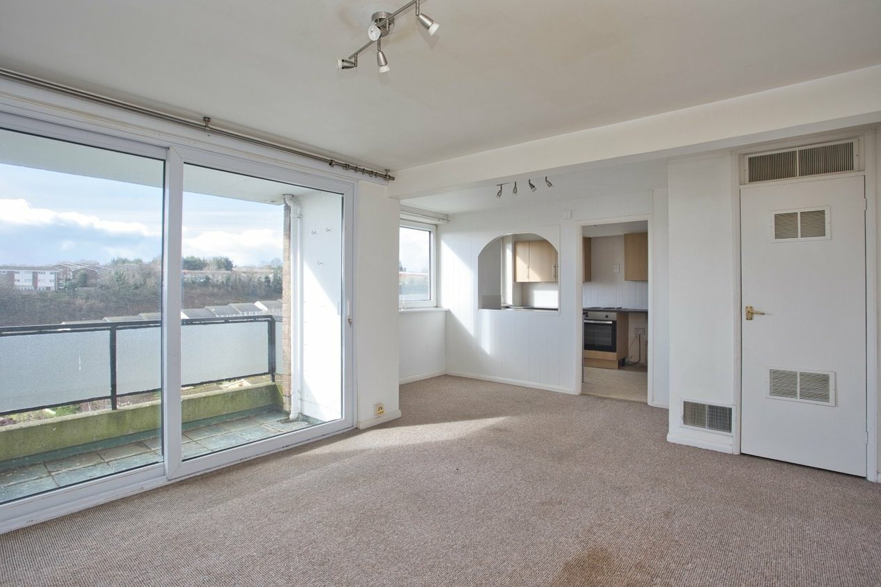 Properties To Let in Collingwood Court Collingwood Rise