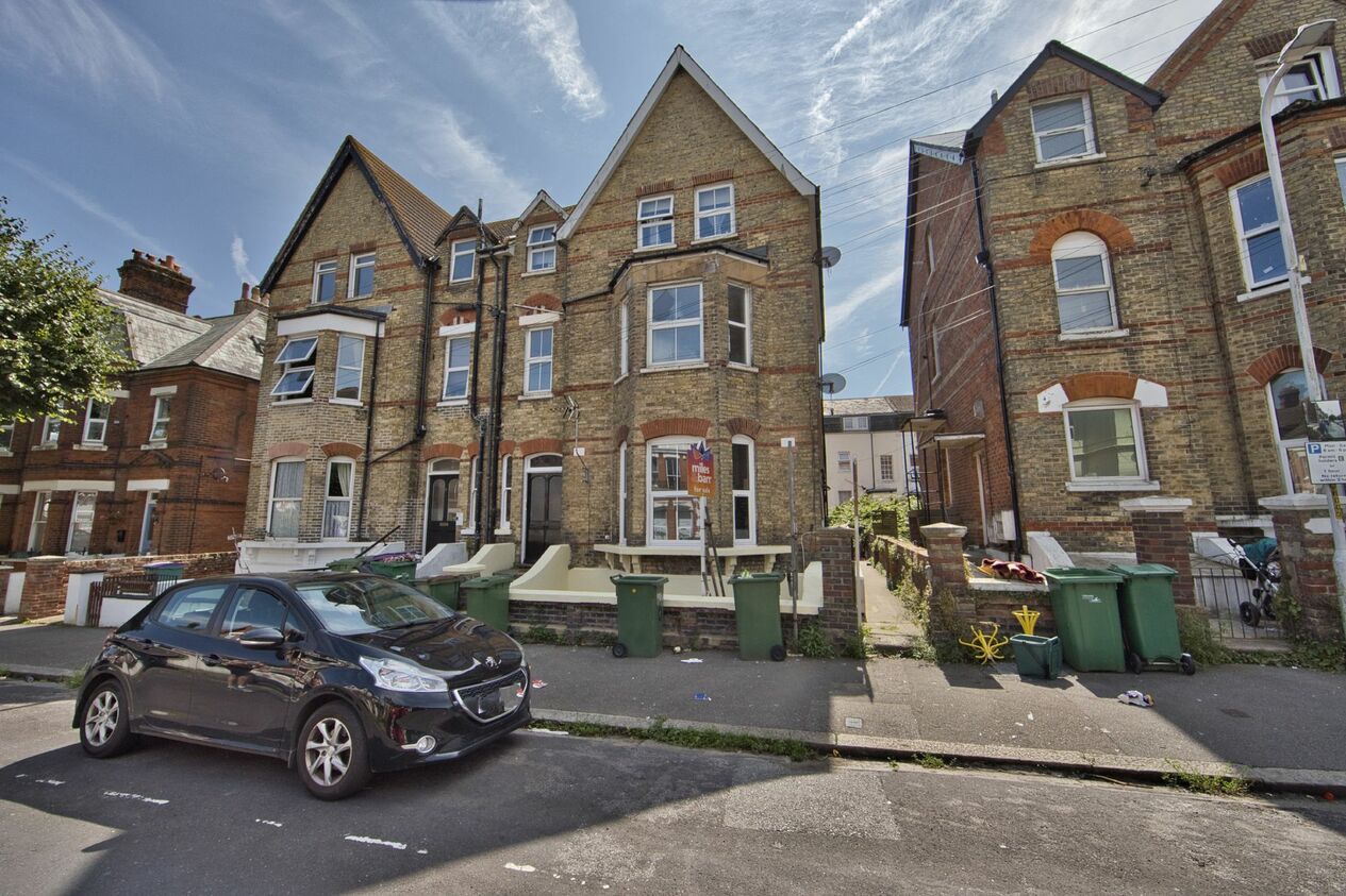 Properties Let Agreed in Connaught Road  Folkestone