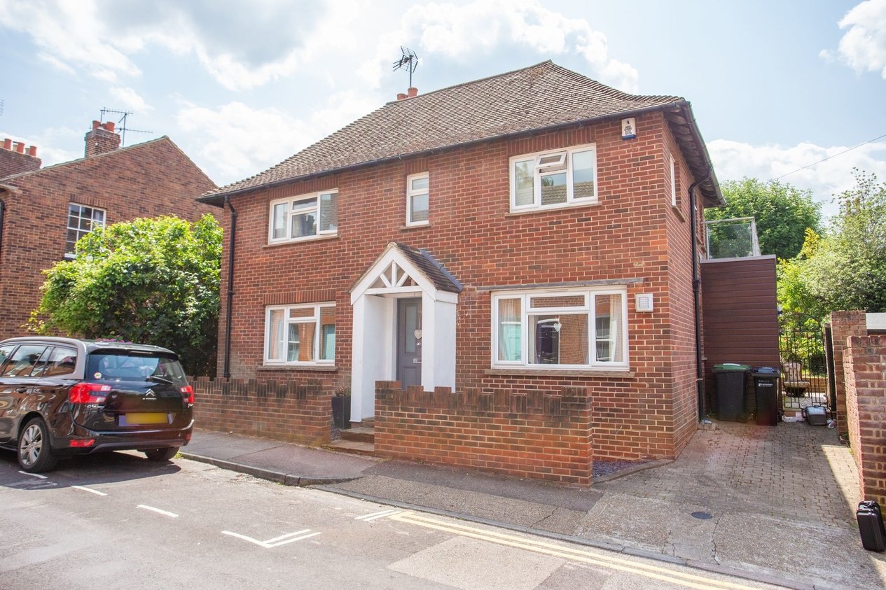 Properties Let Agreed in Cossington Road  Canterbury