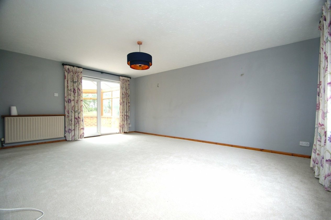 Properties Let in Courtenay Road Deal