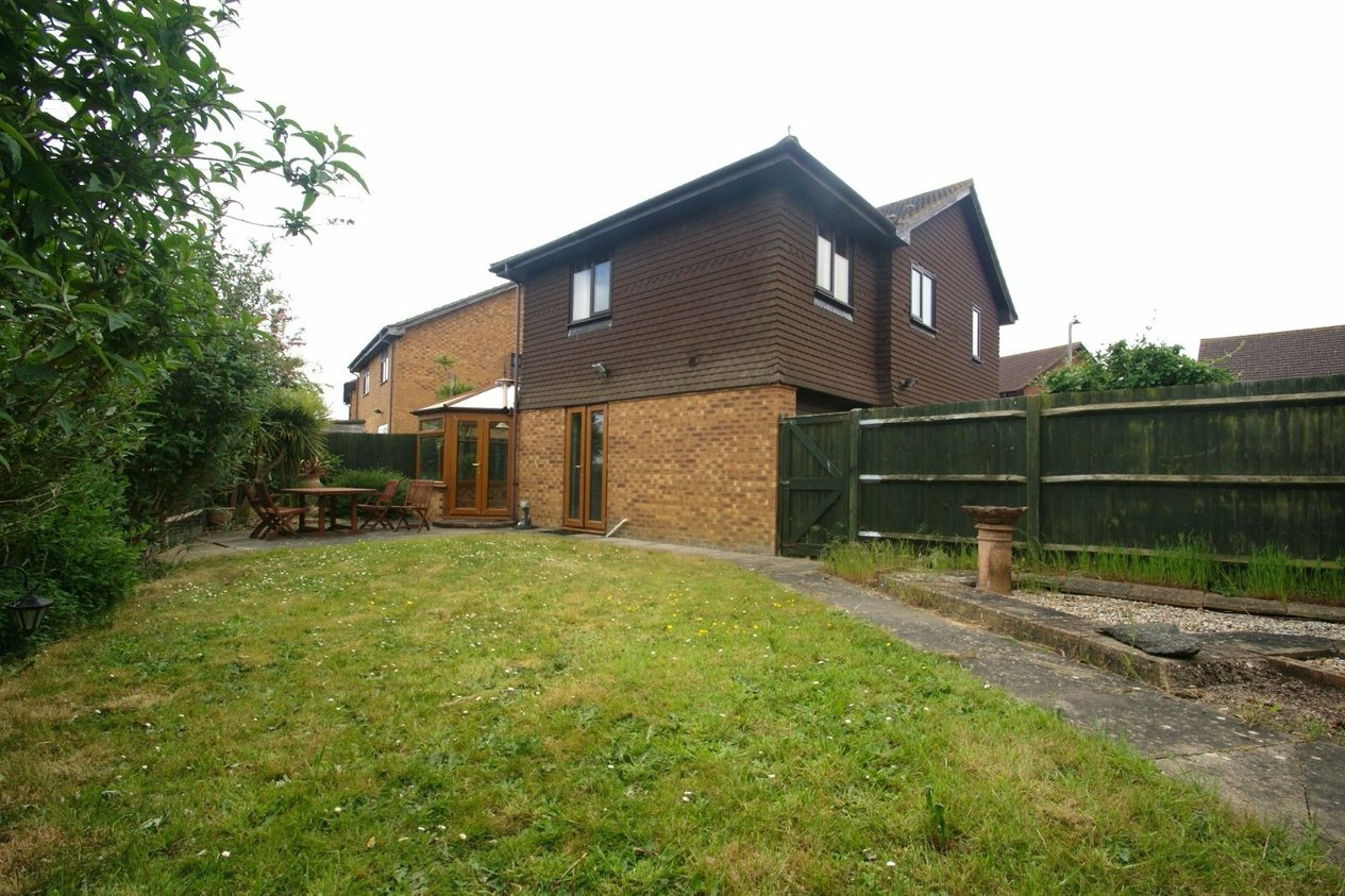 Properties Let in Courtenay Road Deal