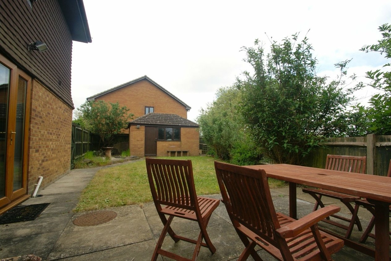 Properties Let in Courtenay Road Deal