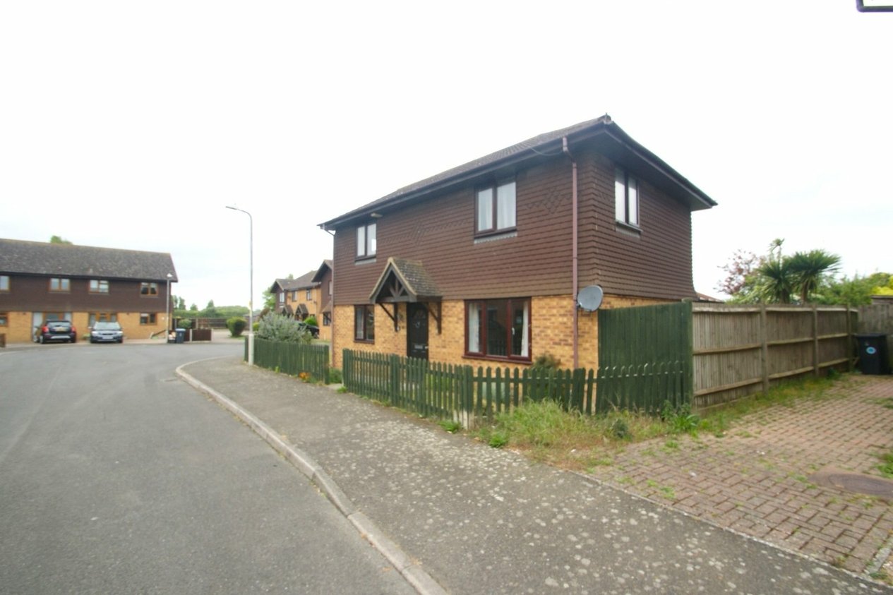 Properties Let in Courtenay Road Deal