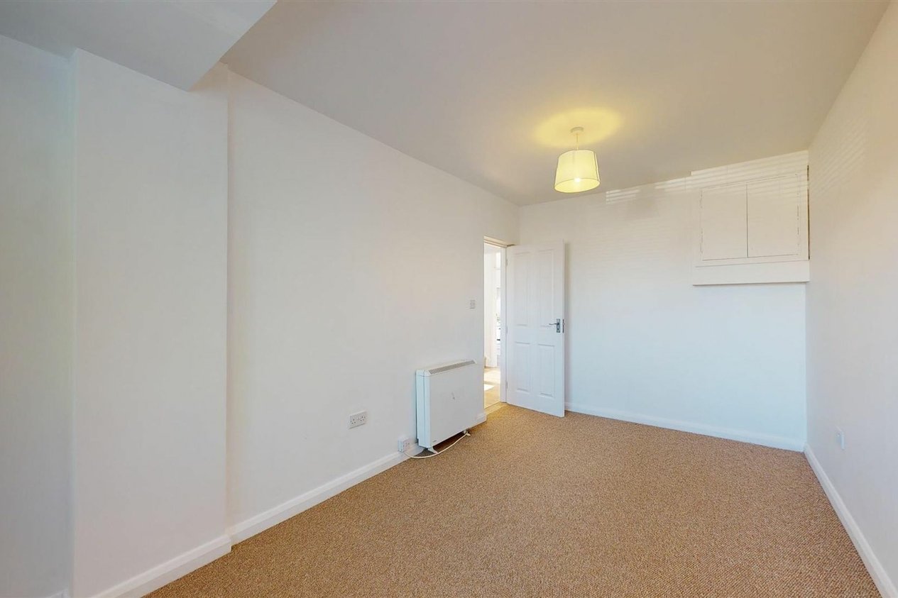 Properties To Let in Cowdrey Place  Canterbury