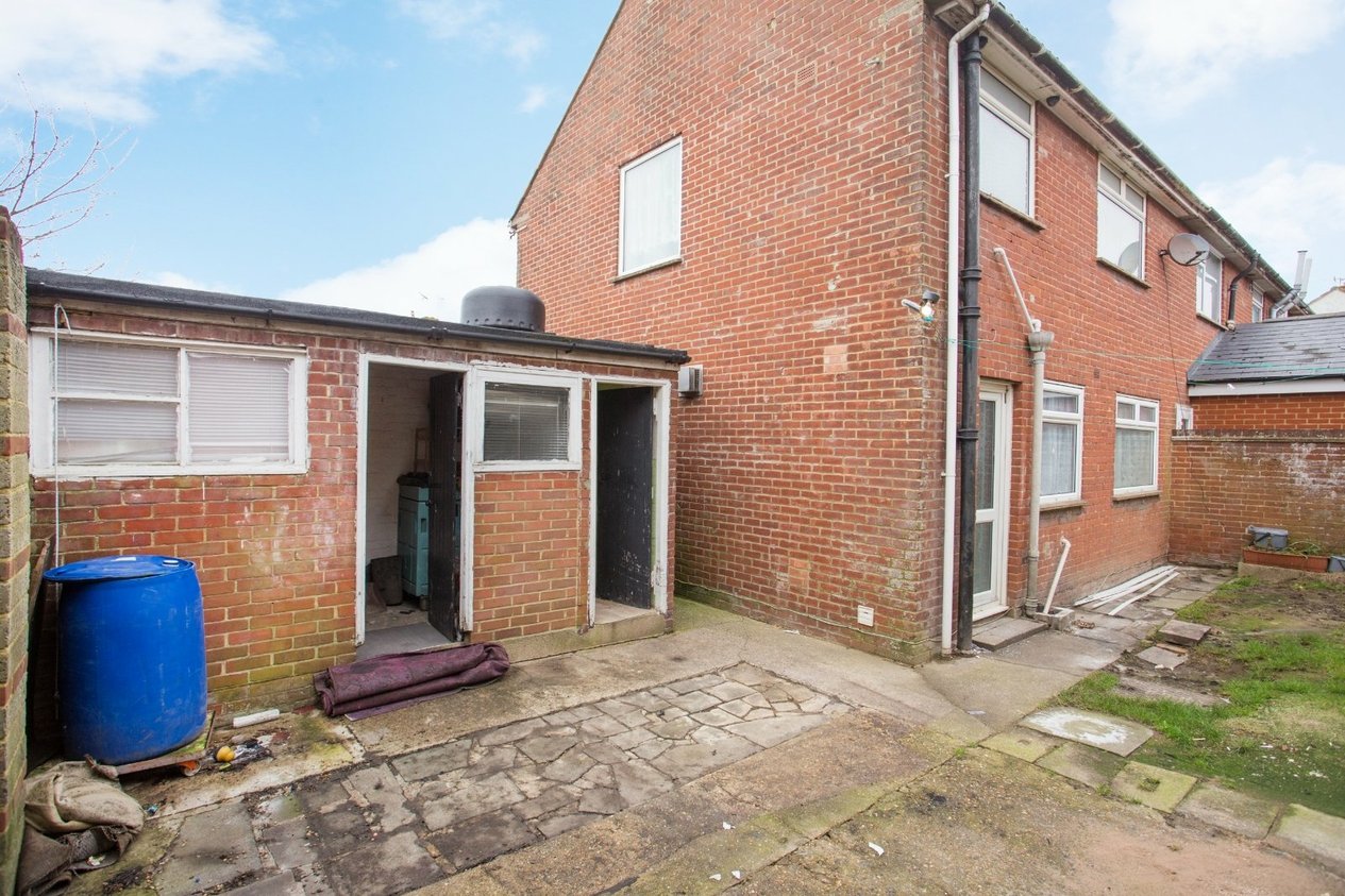 Properties To Let in Cumberland Avenue Canterbury