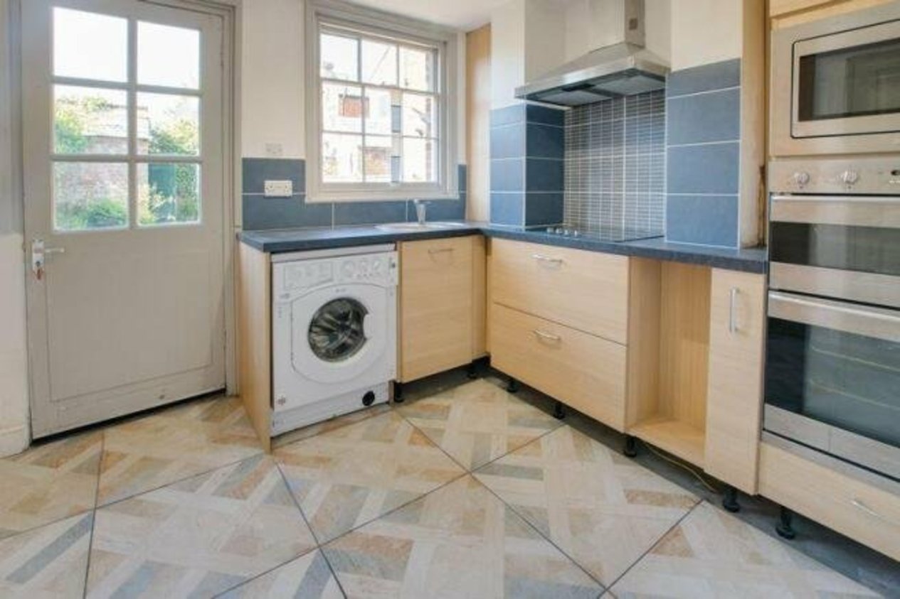 Properties Under Offer in Dover Street Canterbury