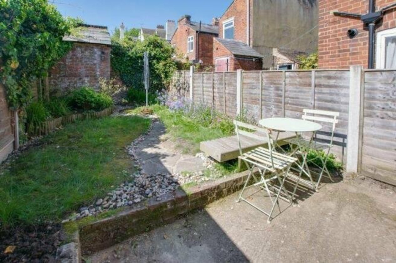 Properties Under Offer in Dover Street Canterbury