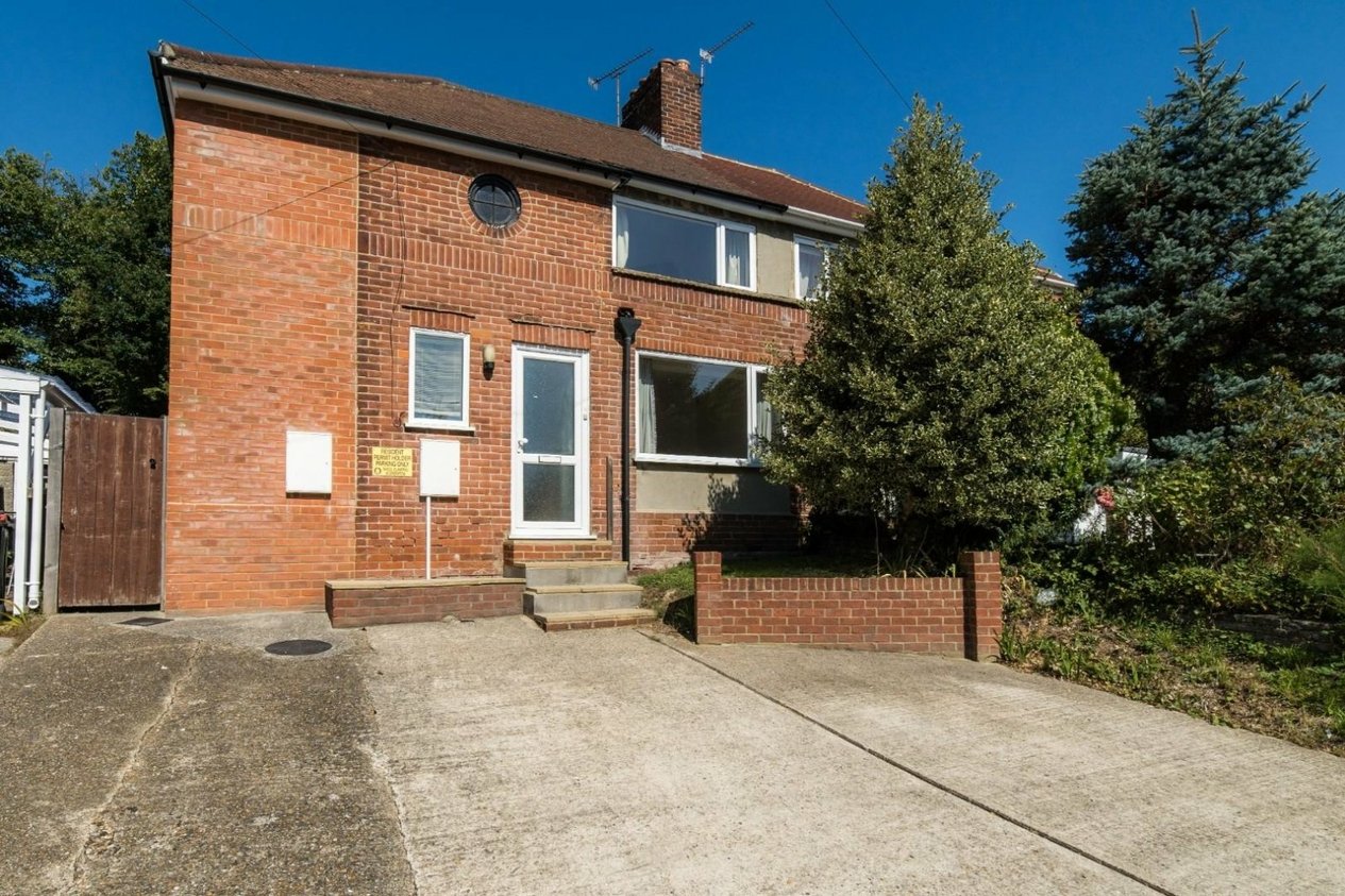 Properties To Let in Downs Road Canterbury