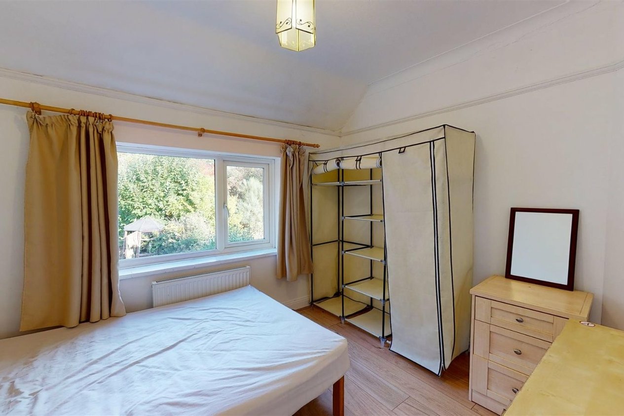 Properties To Let in Downs Road Canterbury