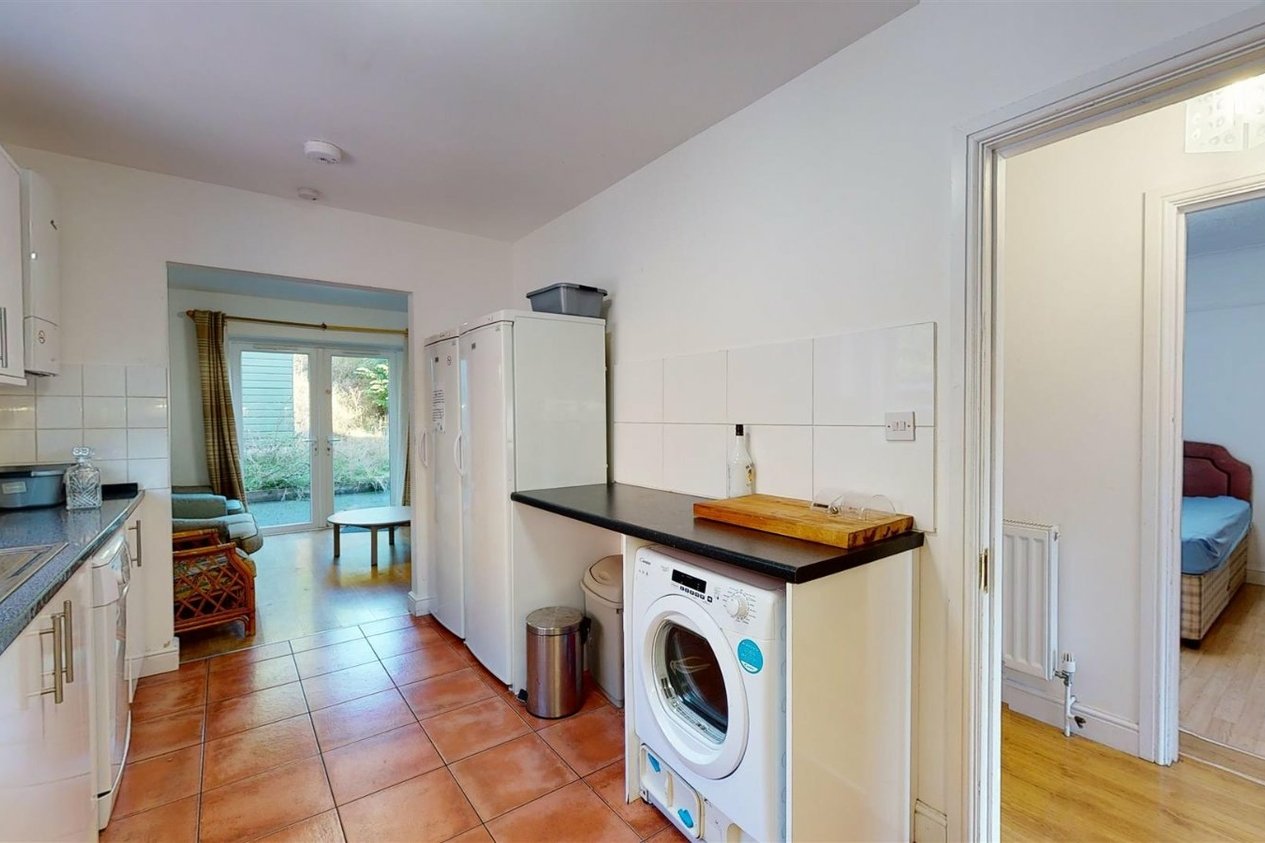 Properties To Let in Downs Road Canterbury