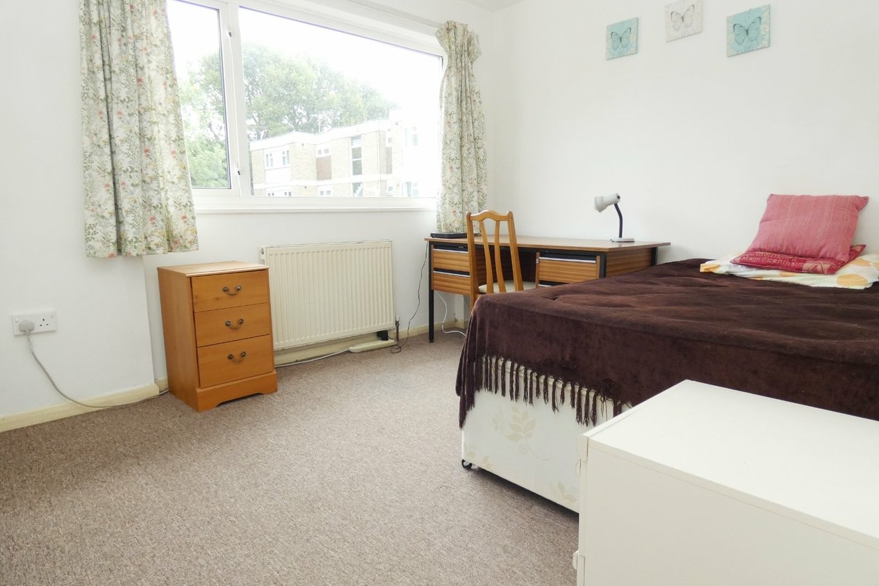 Properties To Let in Downs Road Canterbury
