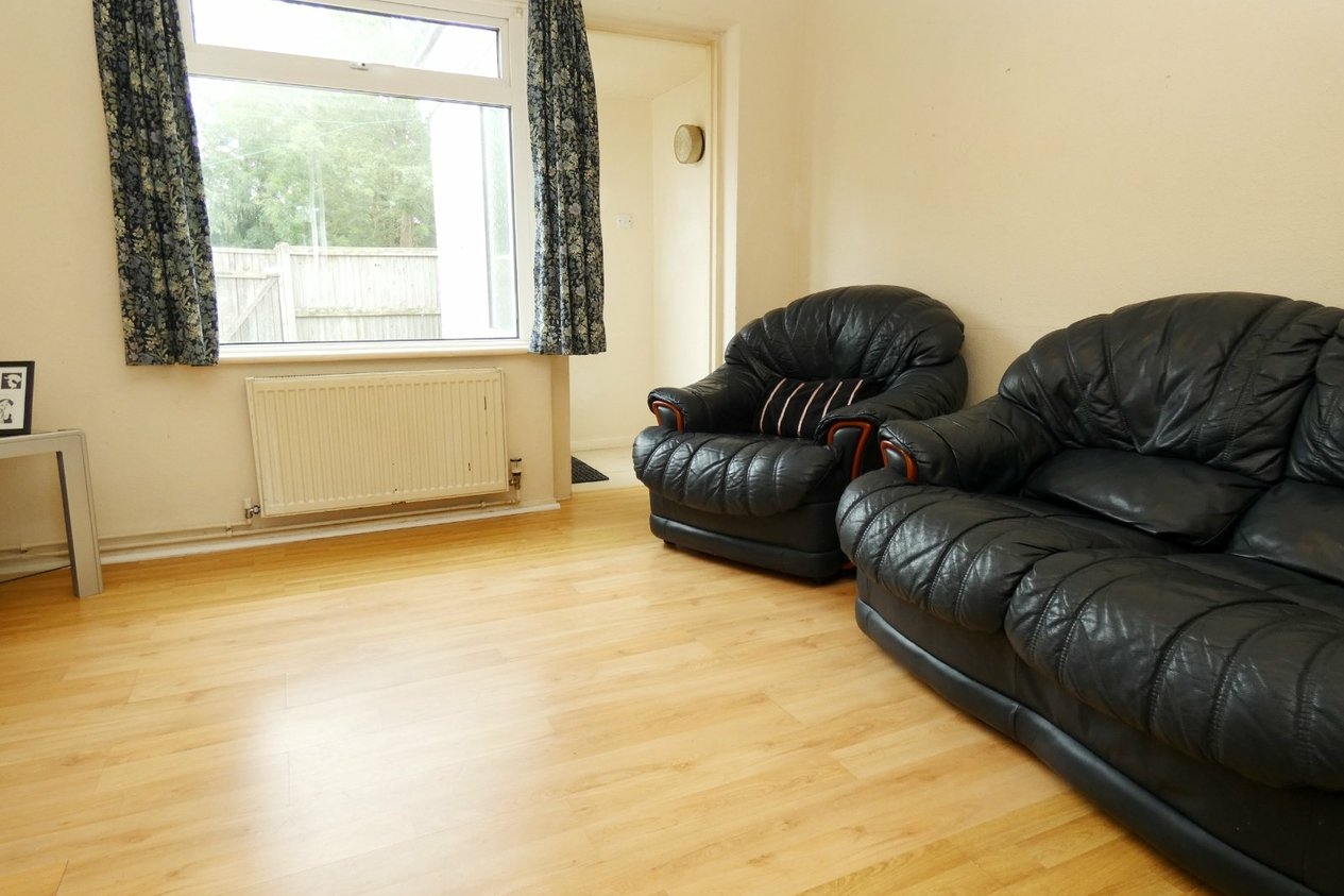 Properties To Let in Downs Road Canterbury