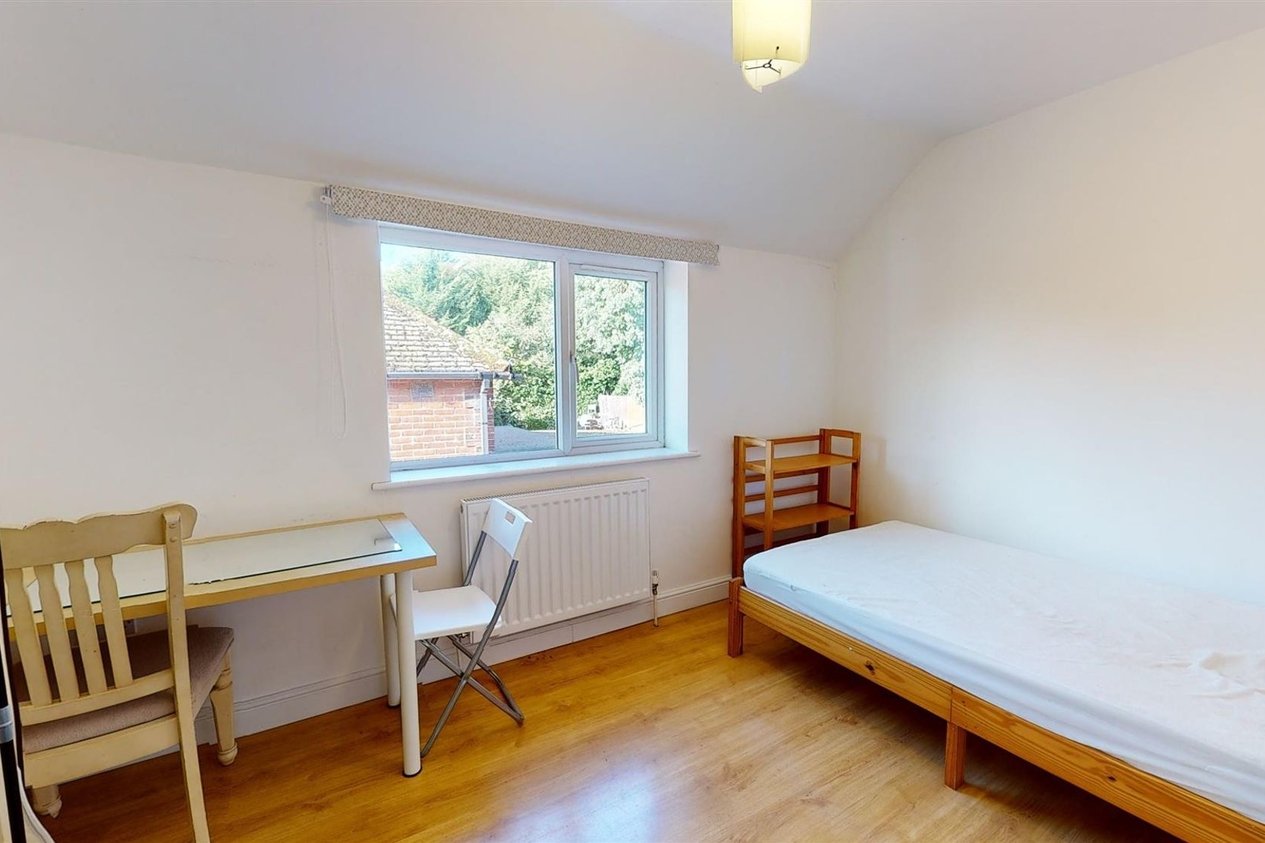 Properties To Let in Downs Road  Canterbury
