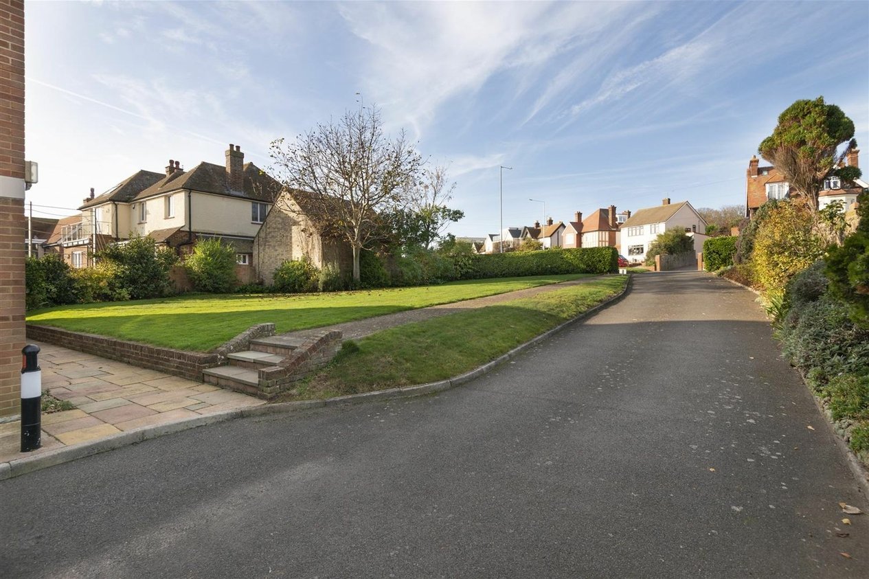 Properties Let Agreed in Dumpton Park Drive  Broadstairs