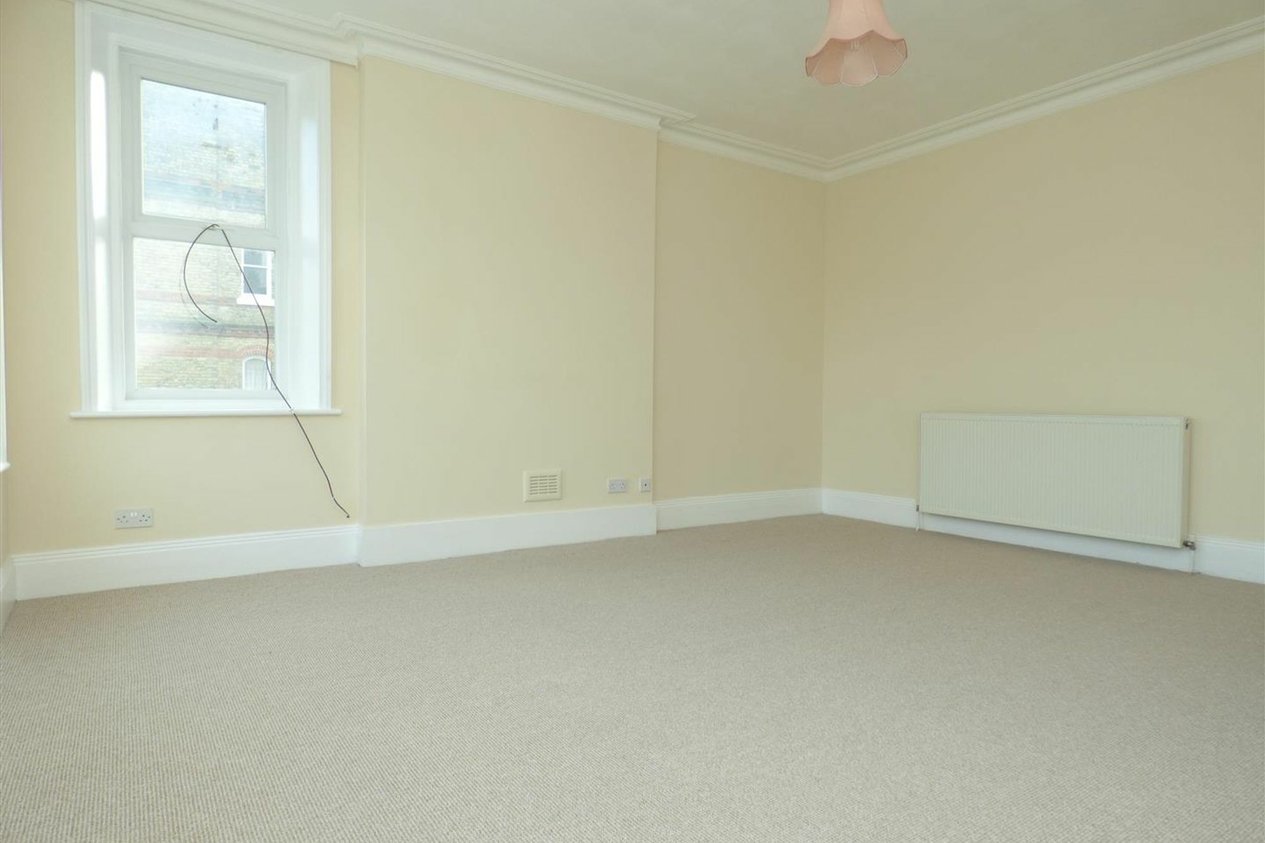 Properties To Let in Earls Avenue  Folkestone