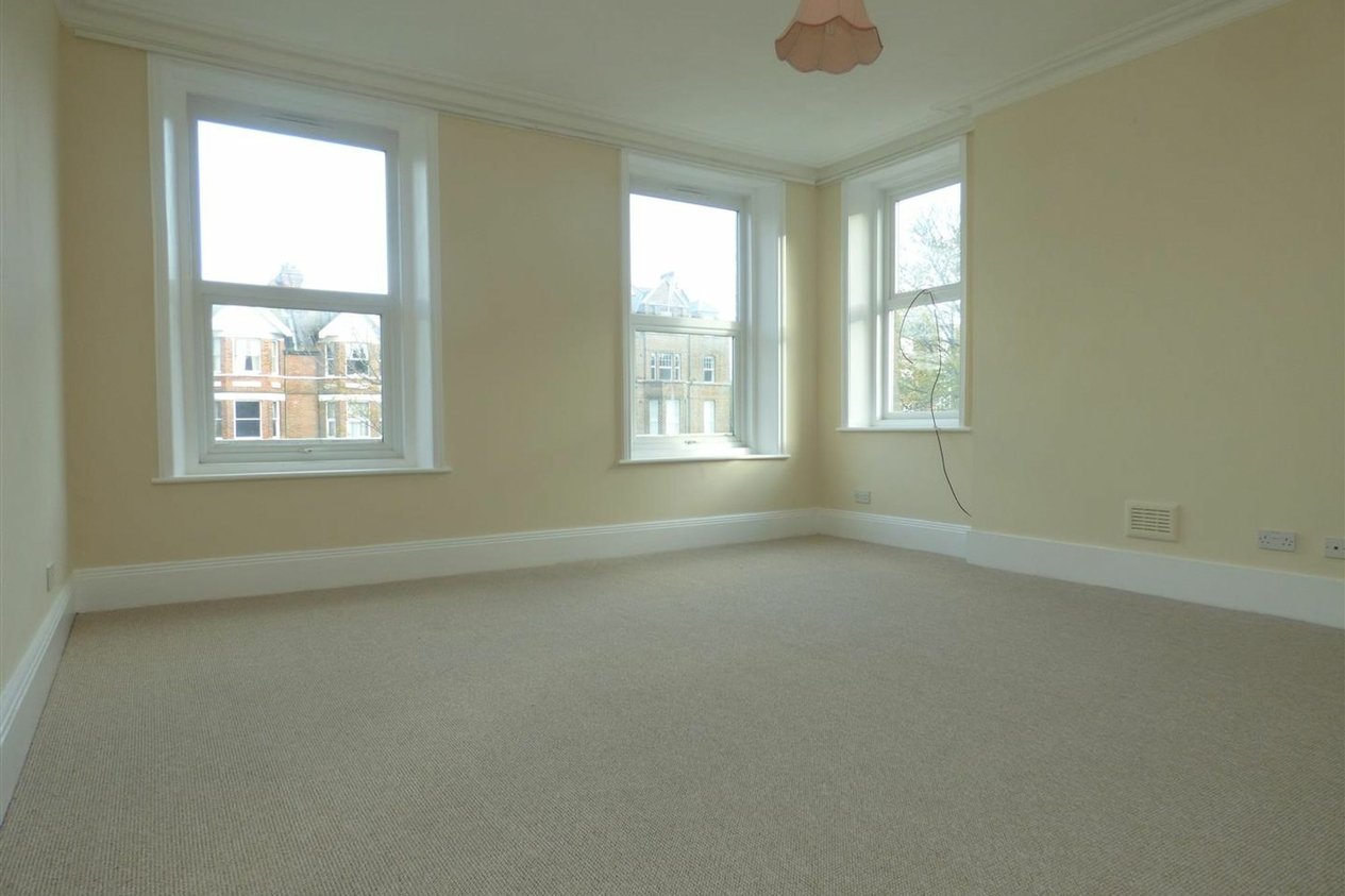 Properties To Let in Earls Avenue  Folkestone