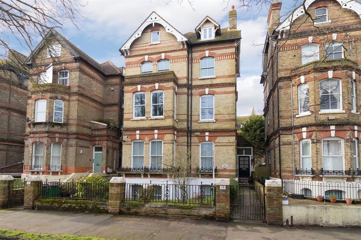 Properties Let Agreed in Earls Avenue  Folkestone