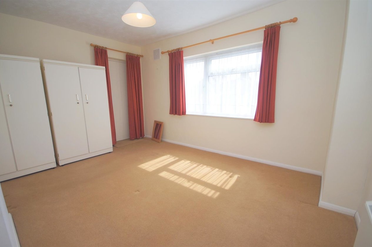 Flat To Rent In Eastern Esplanade Cliftonville Margate Miles