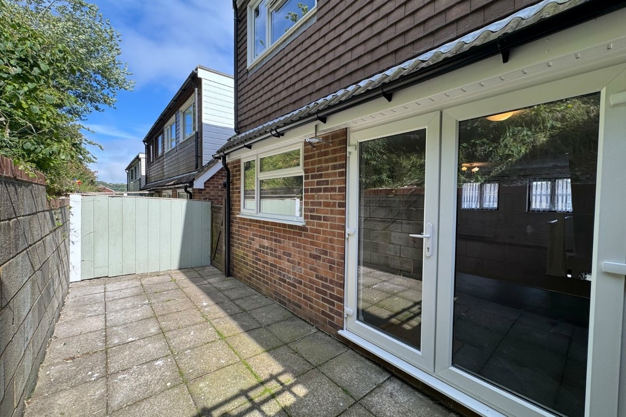 Properties To Let in Edred Road 