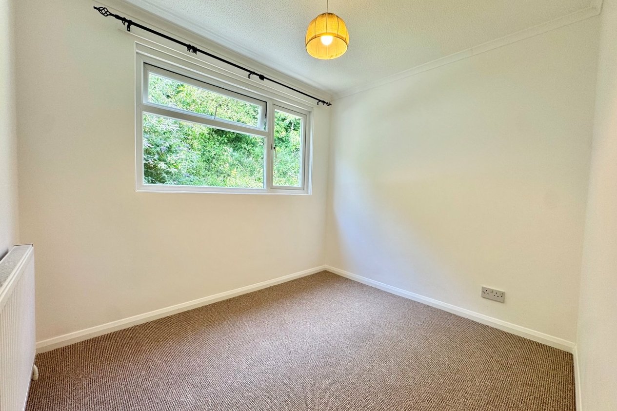 Properties To Let in Edred Road 