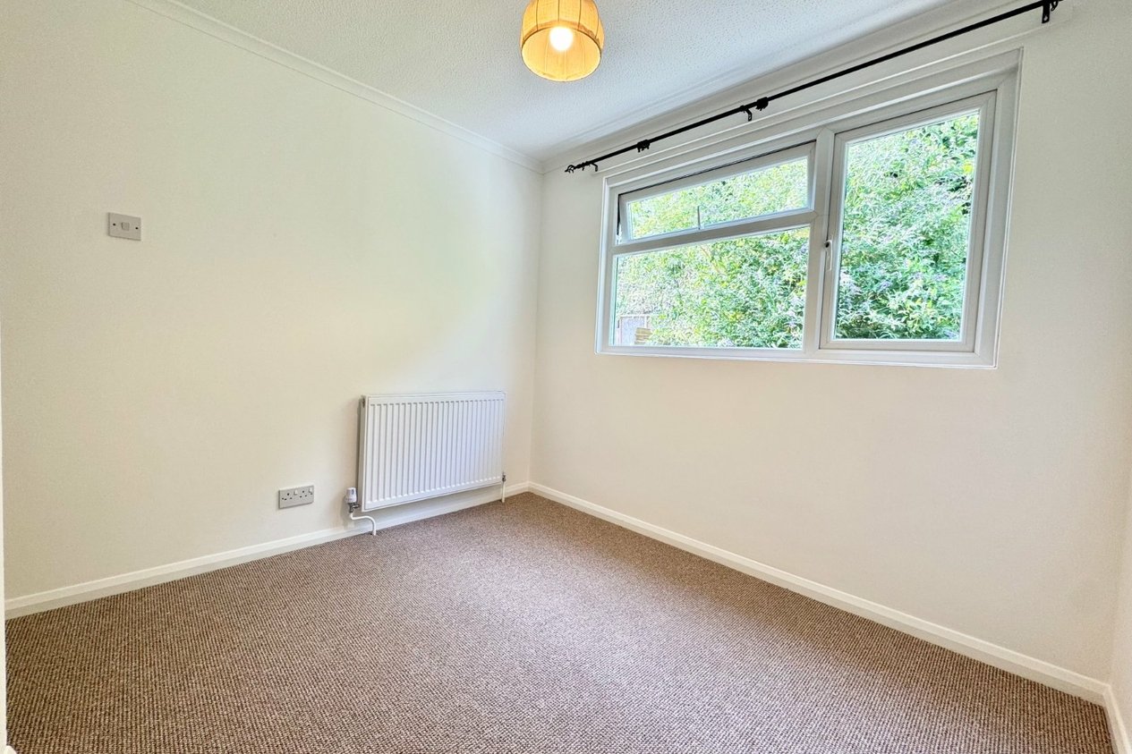 Properties To Let in Edred Road 