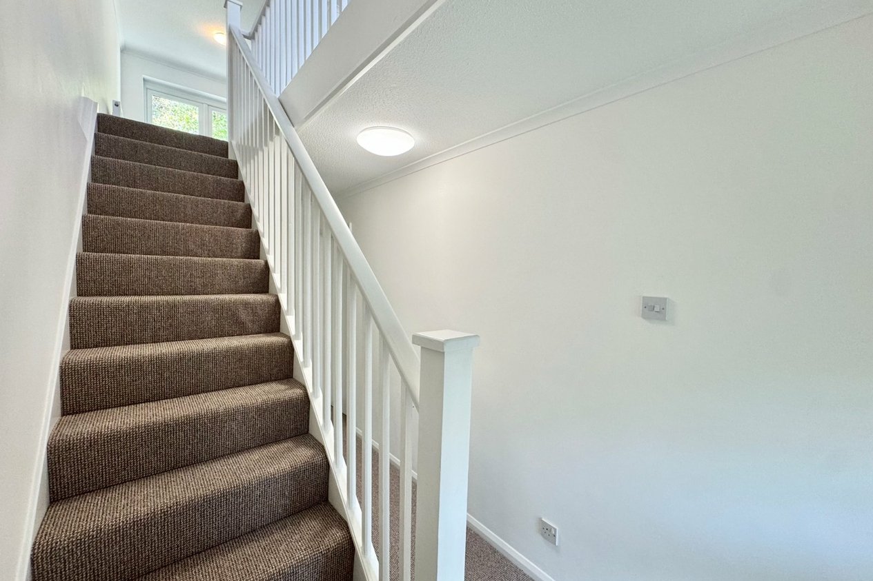 Properties To Let in Edred Road 