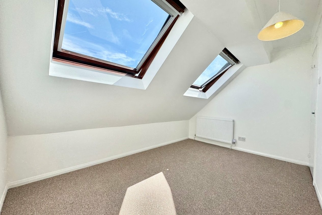 Properties To Let in Edred Road 