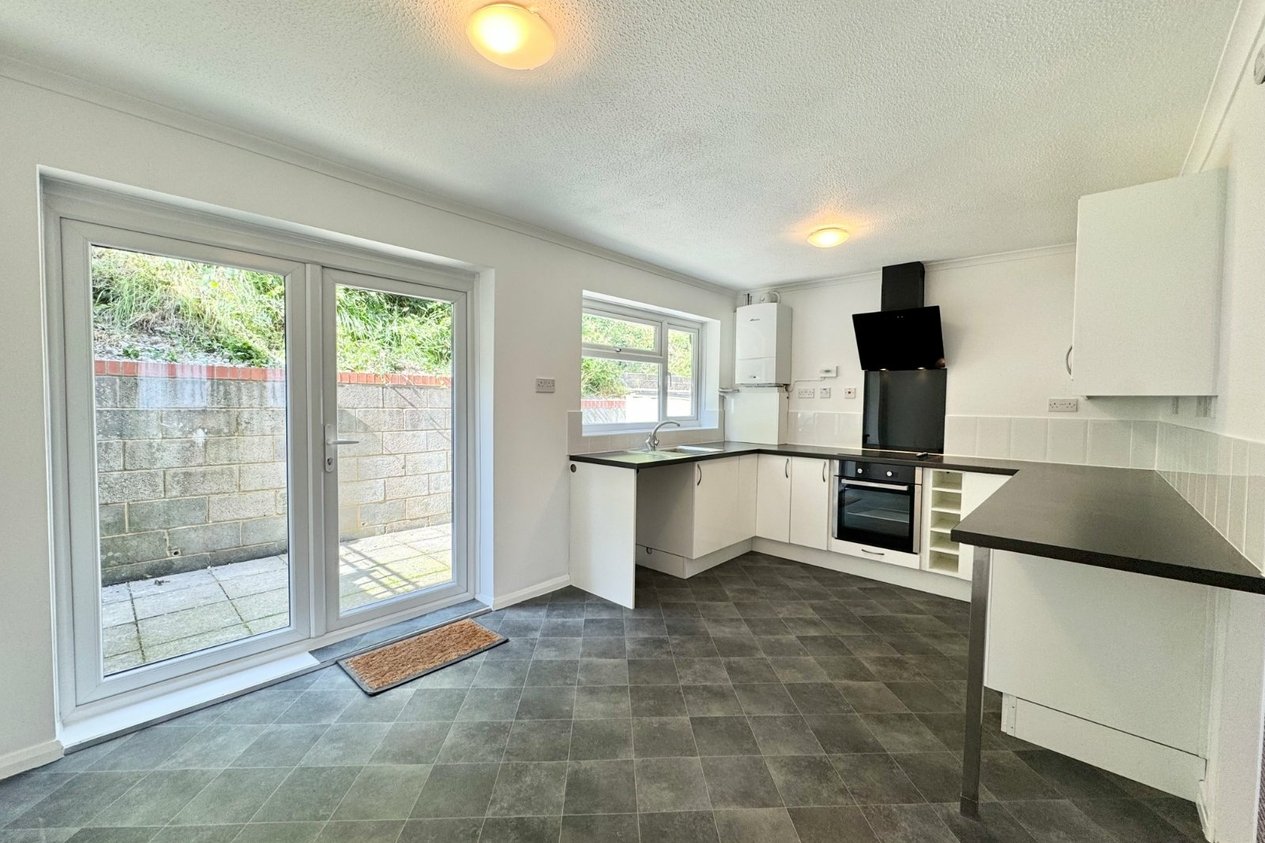 Properties To Let in Edred Road 