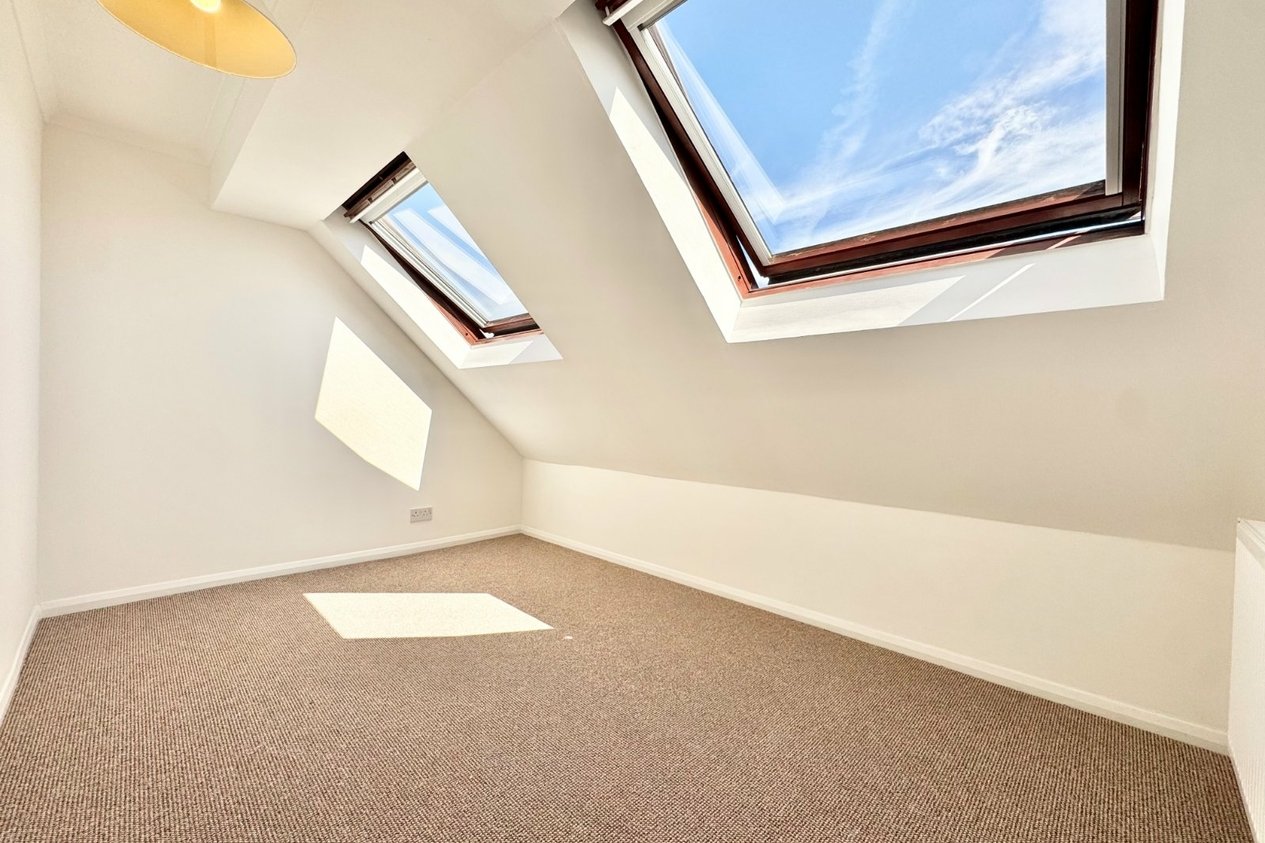 Properties To Let in Edred Road 