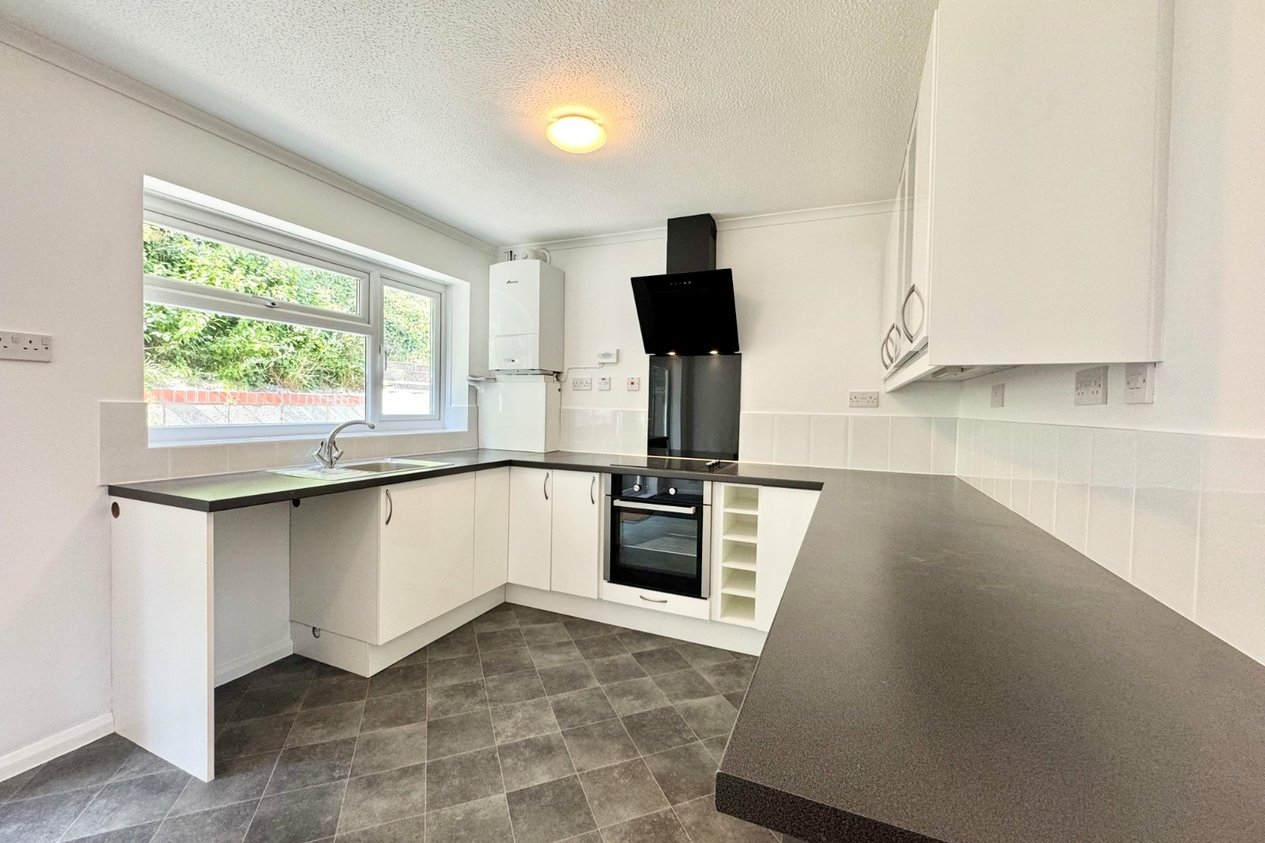 Properties To Let in Edred Road 