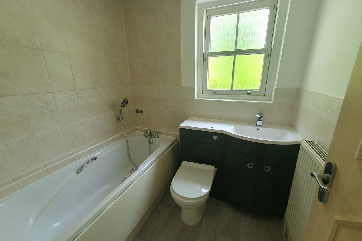 Properties Let in Falcon Close Herne