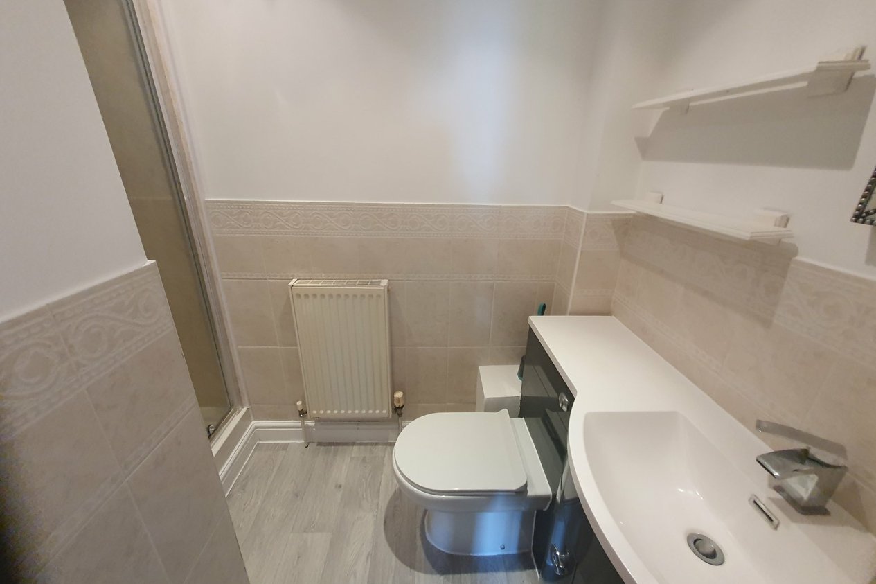 Properties Let in Falcon Close Herne