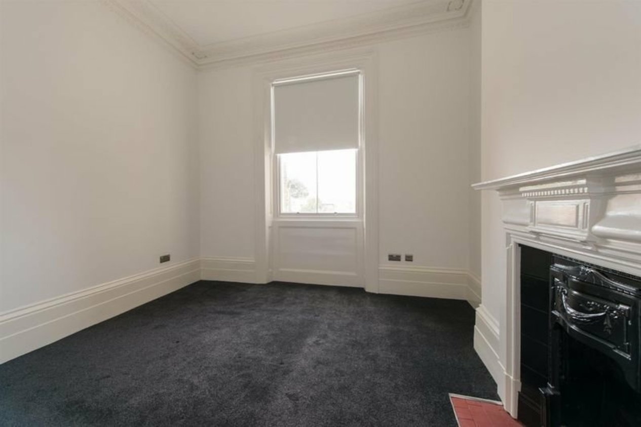 Properties Let in First Floor Flat 20 Westcliff Terrace Mansions