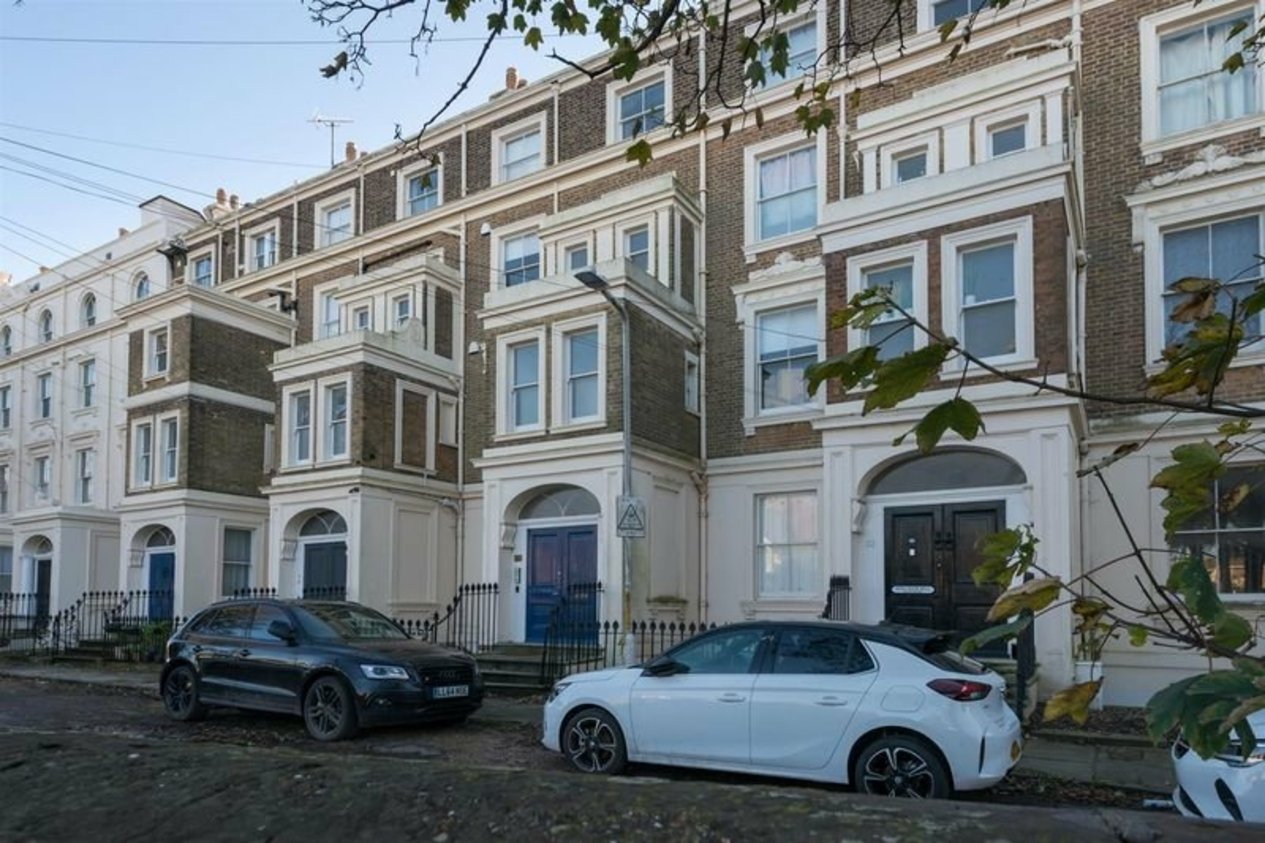 Properties Let in First Floor Flat 20 Westcliff Terrace Mansions