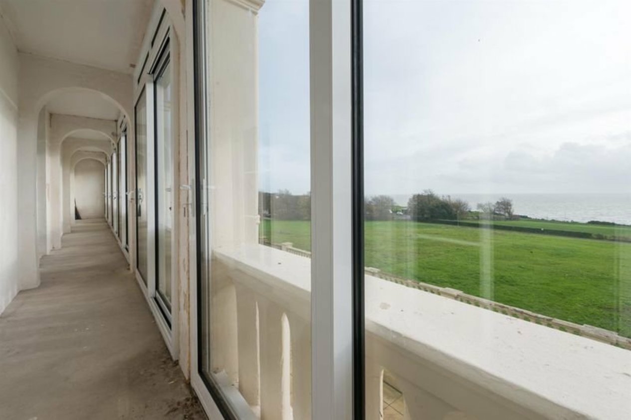 Properties Let in First Floor Flat 20 Westcliff Terrace Mansions