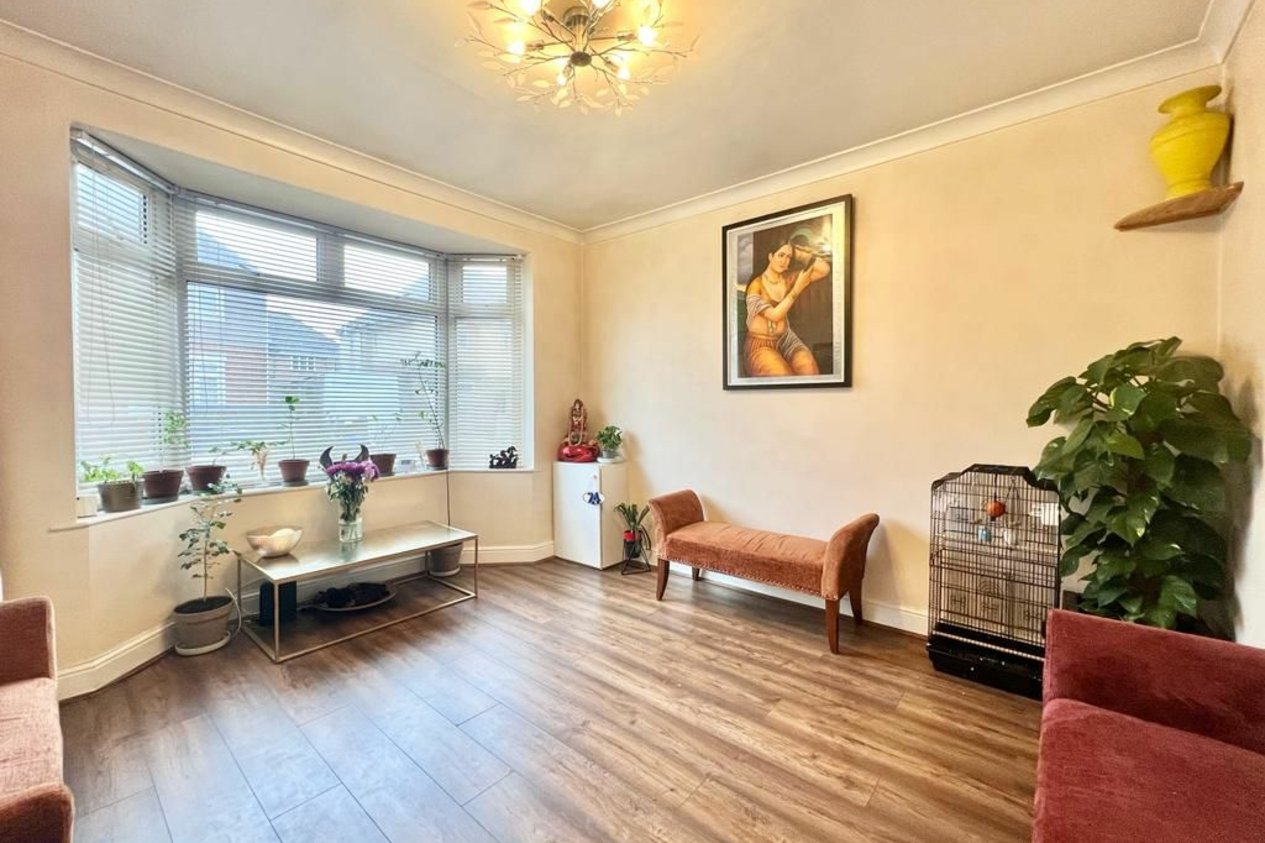Properties To Let in Fitzroy Avenue 