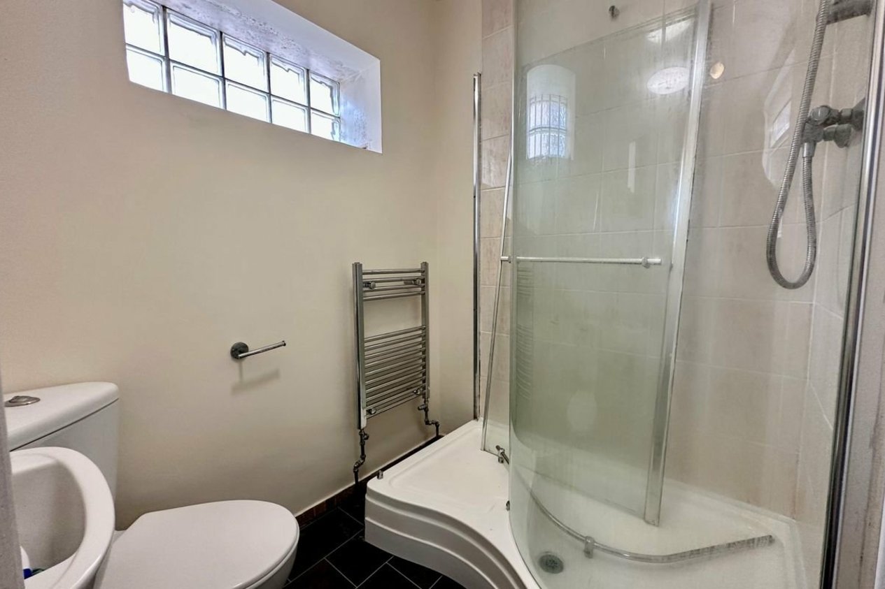 Properties To Let in Folkestone Road Dover