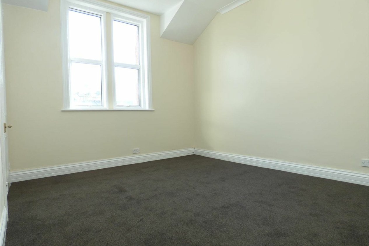 Properties To Let in Folkestone Road  Dover