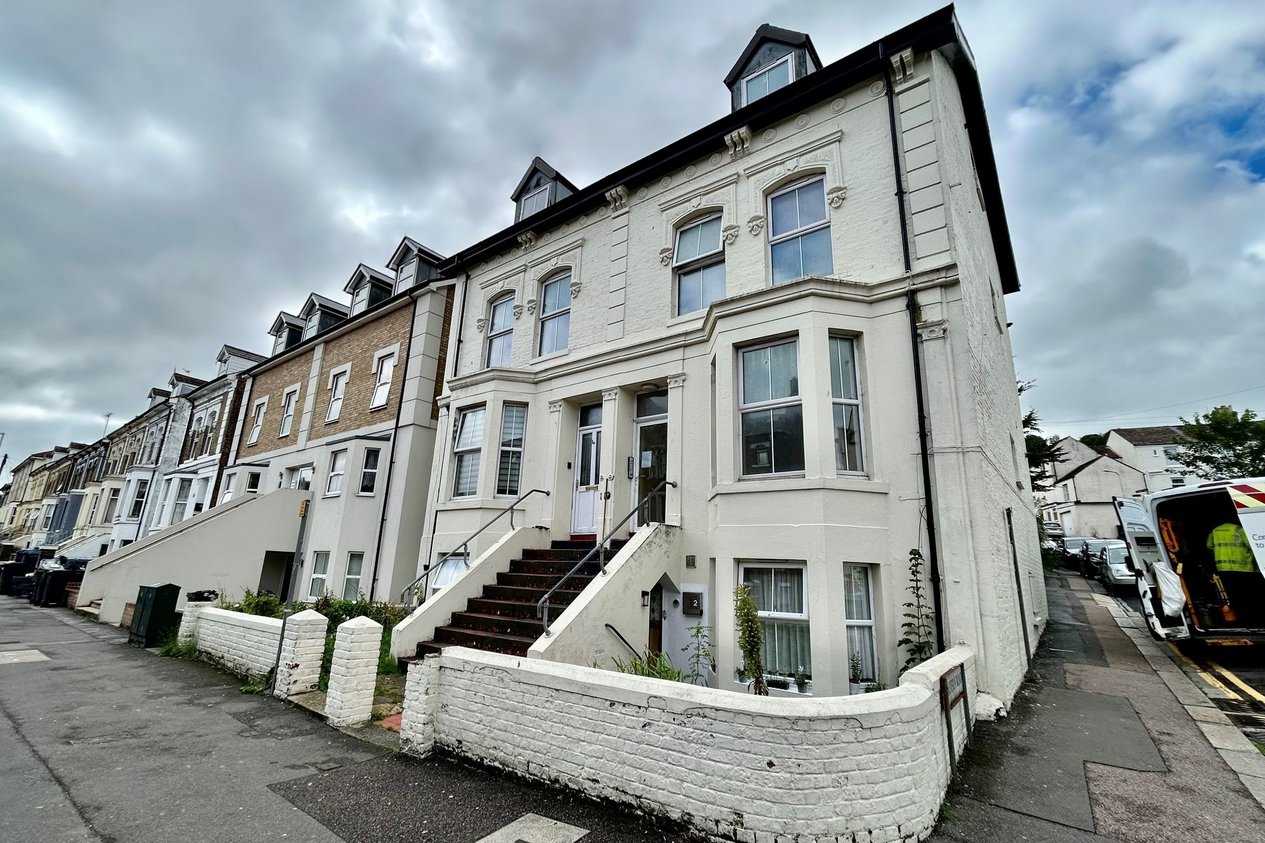 Properties Let Agreed in Folkestone Road  Dover