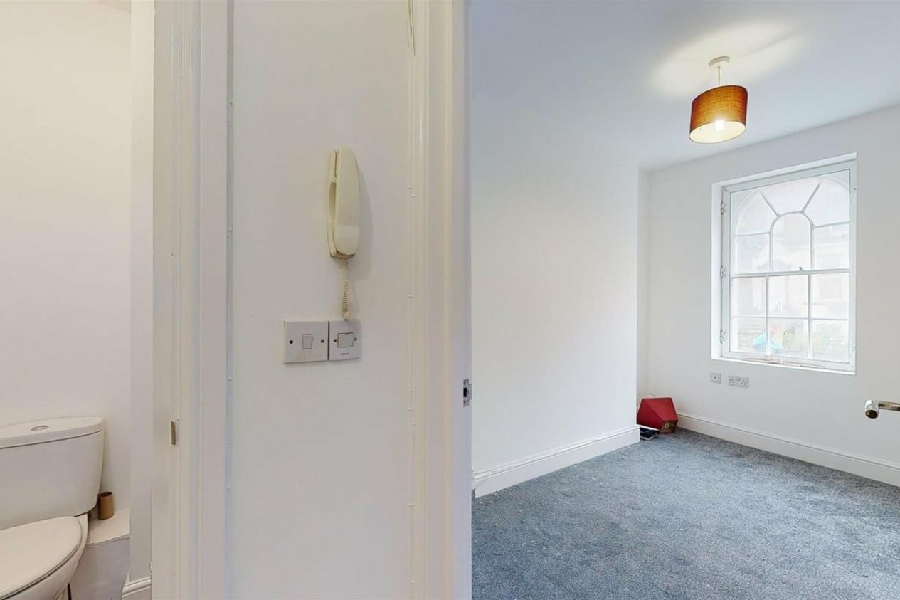 Properties Let in Folkestone Road 