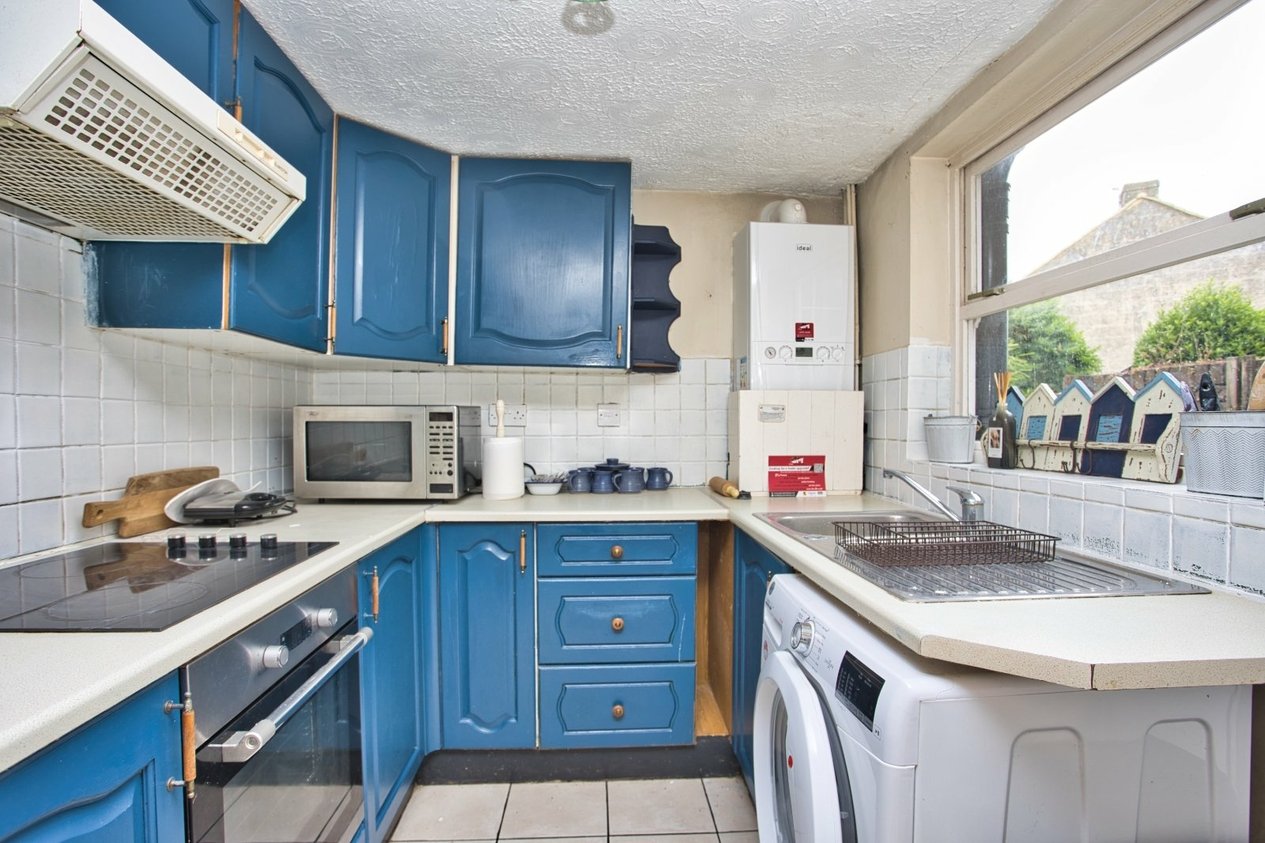 Properties To Let in Gladstone Road Deal