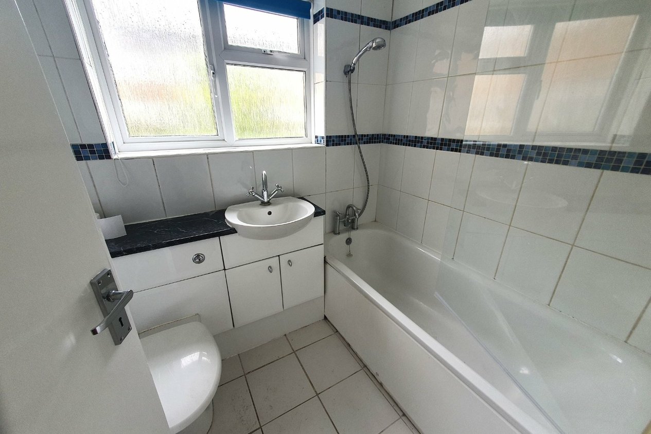 Properties Under Offer in Glebe Way Whitstable